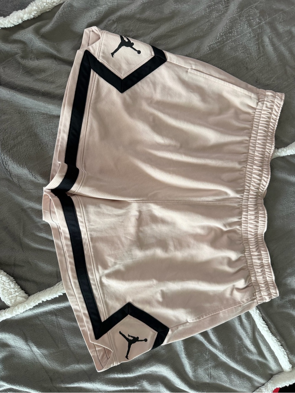 Jordan oversized Tee and shorts set - Picture 7 of 14